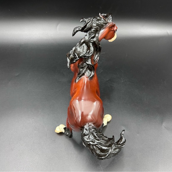 Breyer Shelby 2023 CC Gambler’s Choice Glossy Bay Nokota Horse Rare - Picture 5 of 11